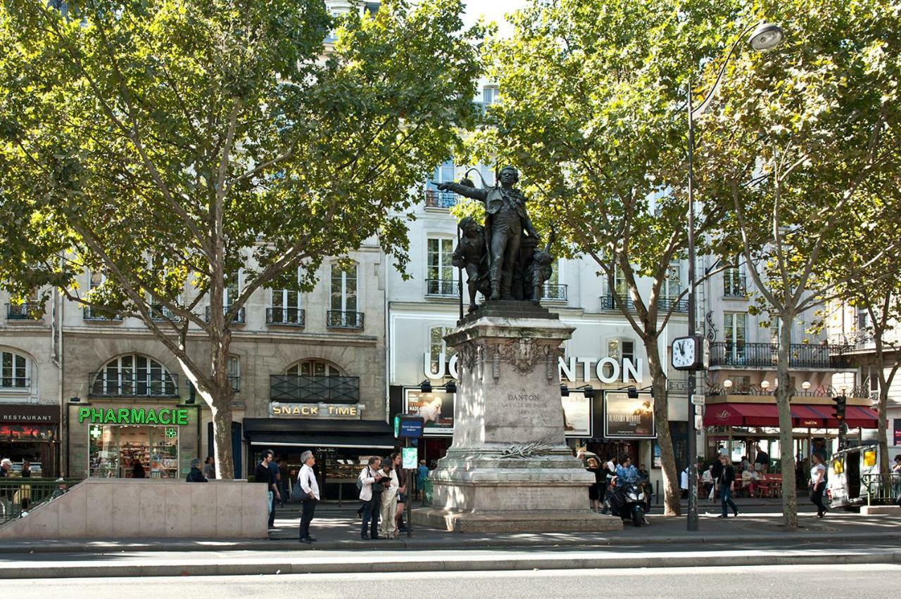 5e Entre Notre Dame&pantheon
